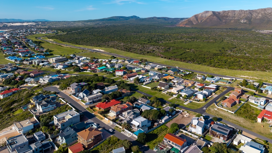 3 Bedroom Property for Sale in De Kelders Western Cape